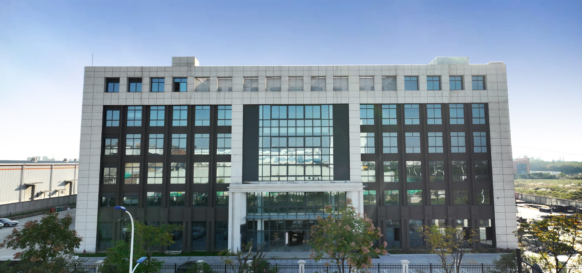 江苏昱锦工程装备有限公司